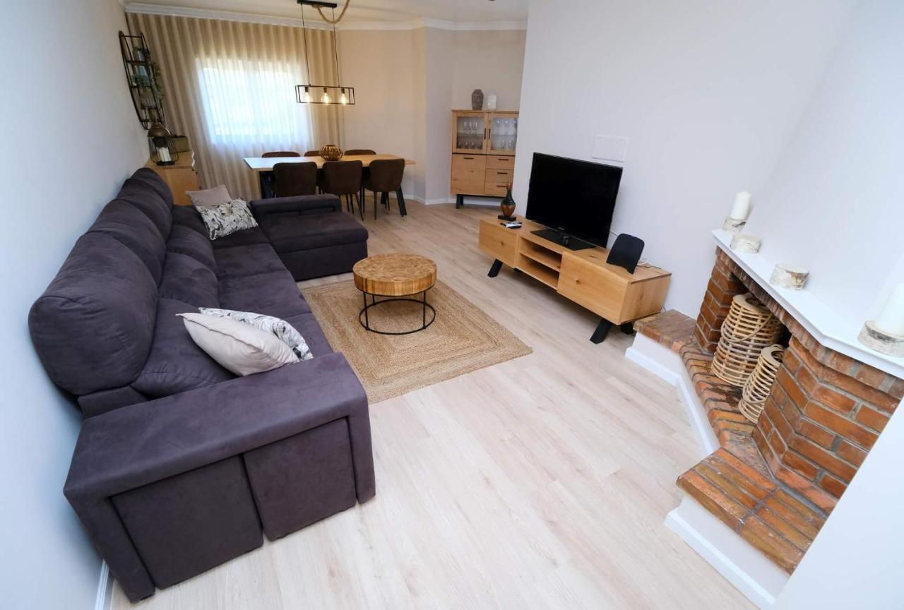 Diamante House Com Garagem Privada Leilighet Braga Eksteriør bilde